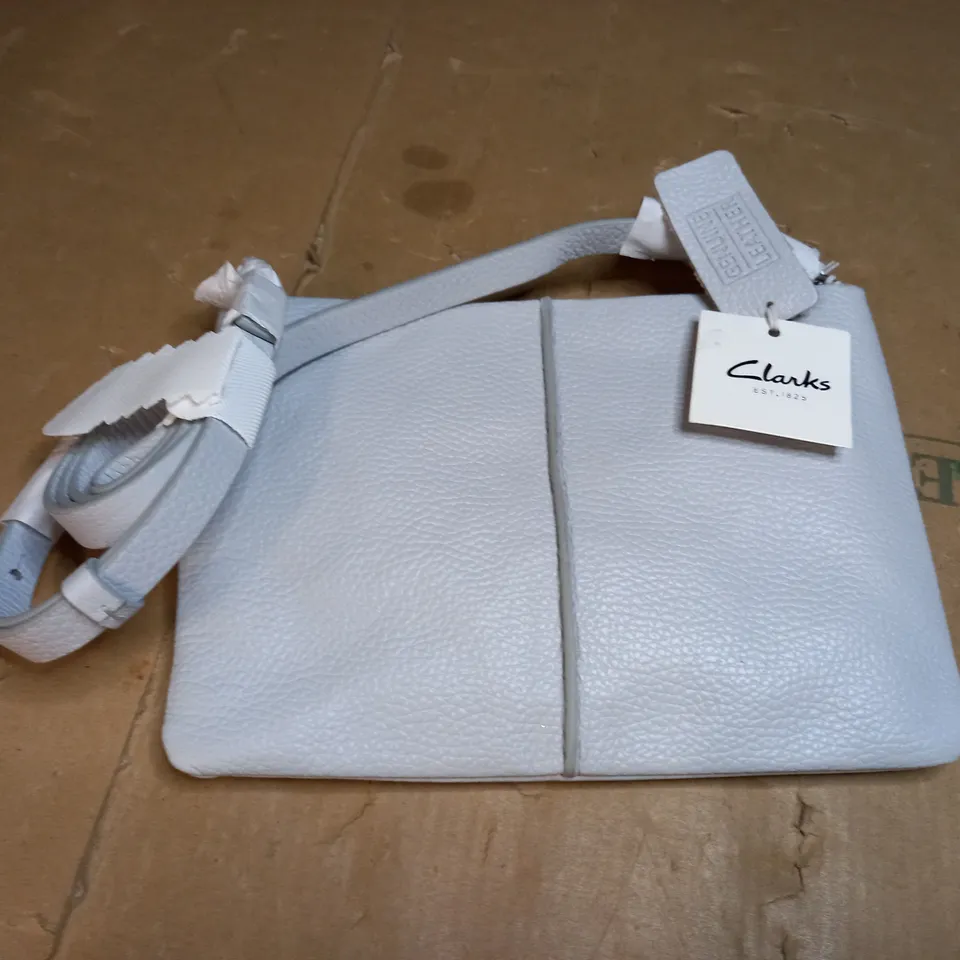 CLARKS GREY LEATHER  BAG 