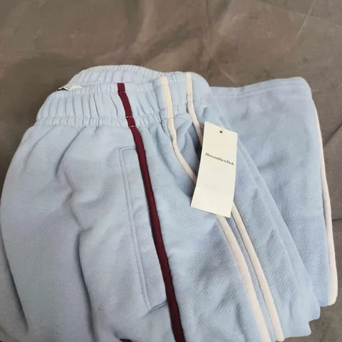 ABERCROMBIE & FITCH LIGHT BLUE SWEATPANTS – UK 6 (XS)