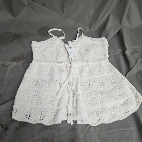 HOLLISTER TIE FRONT KNIT CAMI TOP IN OFF WHITE SIZE S
