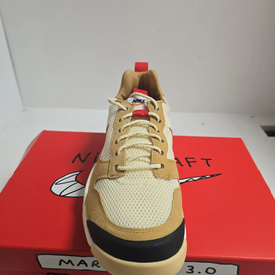 BOXED PAIR OF NIKE MARS YARD 3.0 SNEAKERS – UK SIZE 8