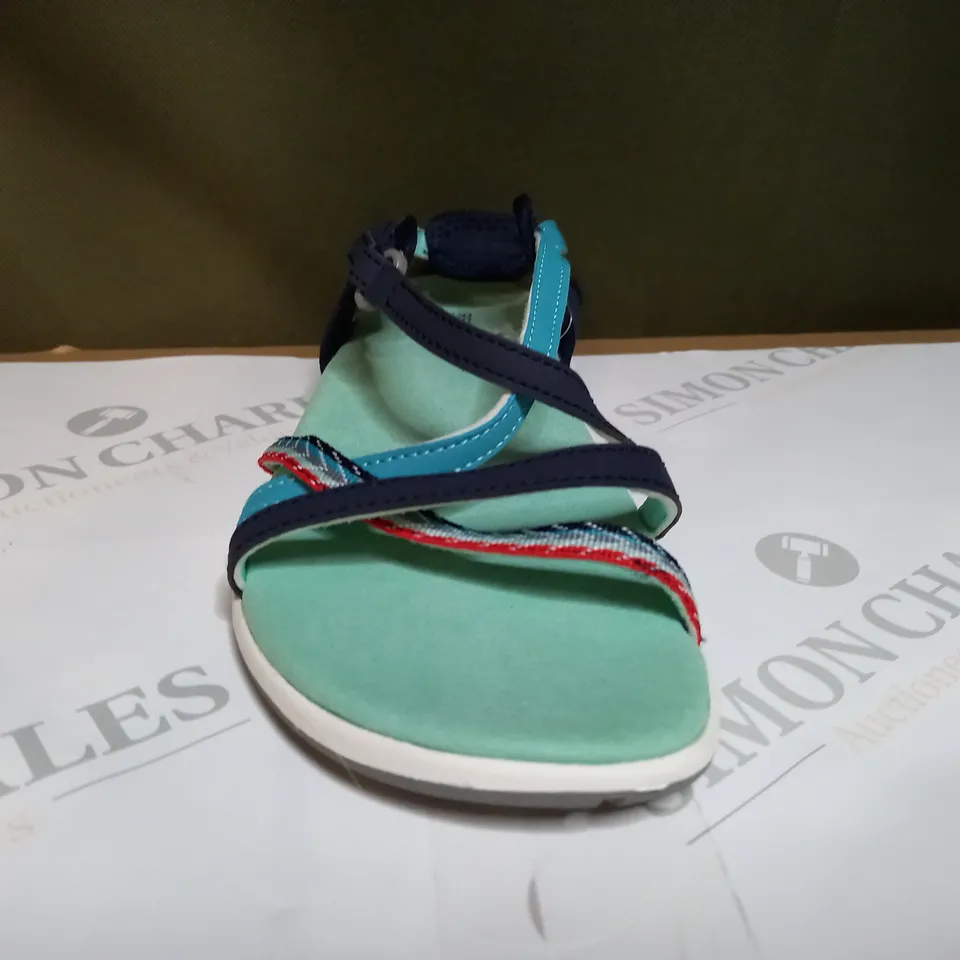 REGATTA LADY SANTA ROMA SANDALS SIZE 6