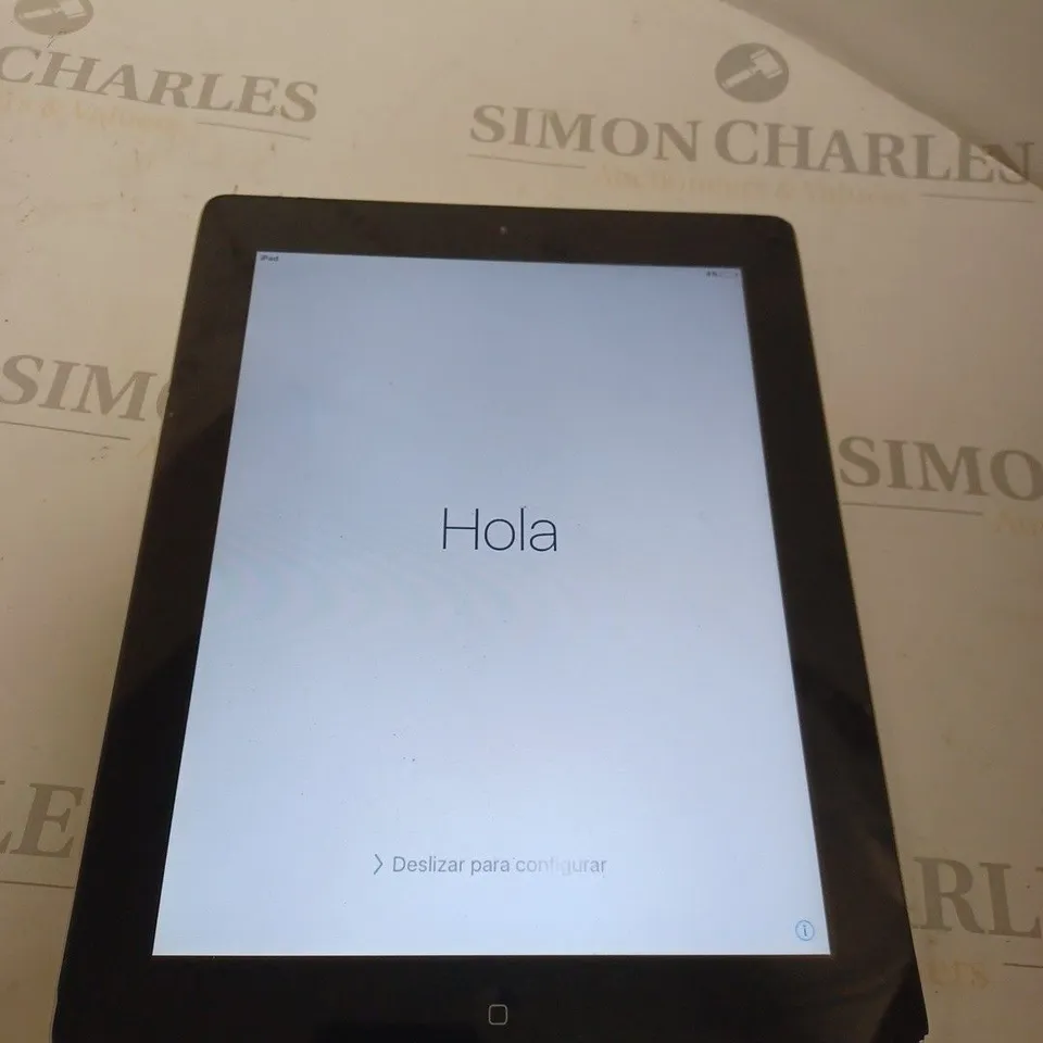 UNBOXED APPLE IPAD 16GB MODEL A1395 SILVER/BLACK