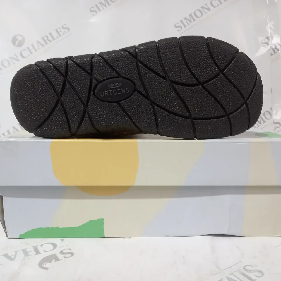 BOXED PAIR OF EARTH ORIGINS EMMALYN BEIGE BOOTIES - SIZE 5