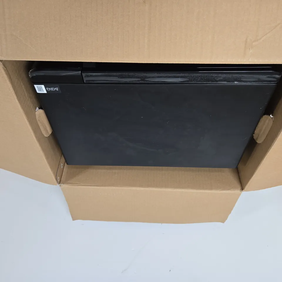 SAMSUNG MICROWAVE OVEN MW3500K – BOXED