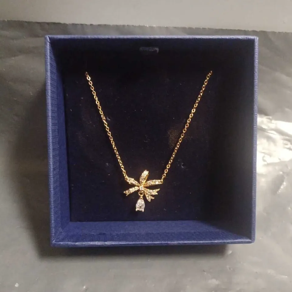 BOXED SWAROSKI HYPERBOLA NECKLACE IN BOW 