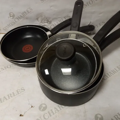 TEFAL ESSENTIAL COOKWARE SET