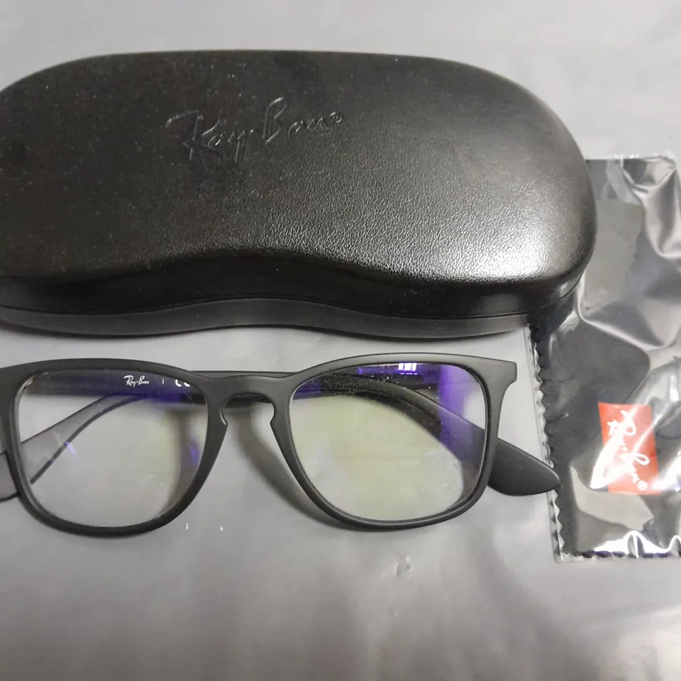 PAIR OF RAY BAN GLASSES IN CASE