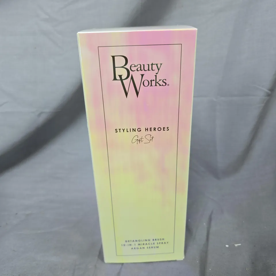 BOXED BEAUTY WORKS STYLING HEROES GIFT SET