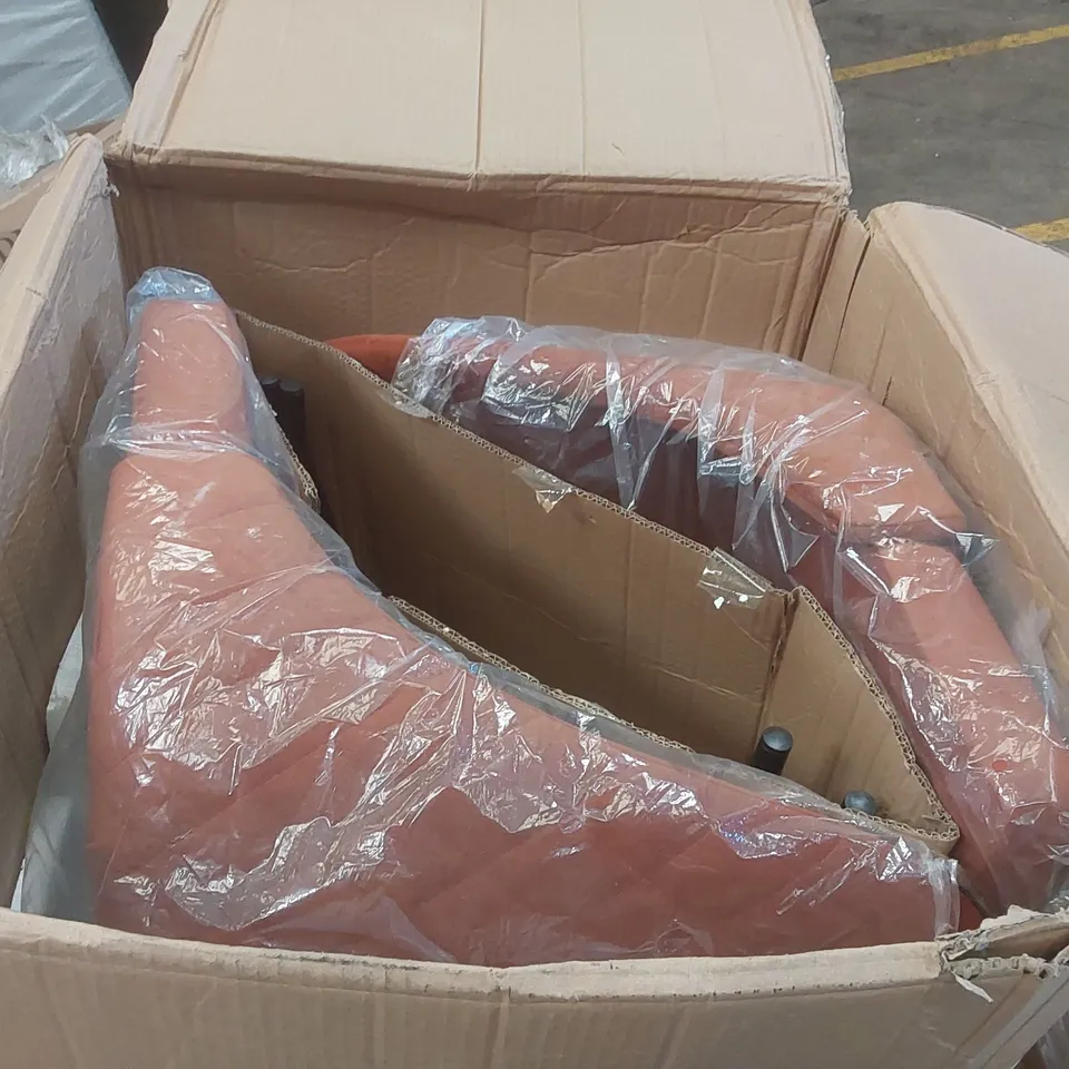 PALLET CONTAINING A VERY LARGE QUANTITY OF ASSORTED DESIGNER FURNITURE PARTS INCLUDING: DINING CHAIR PARTS ECT