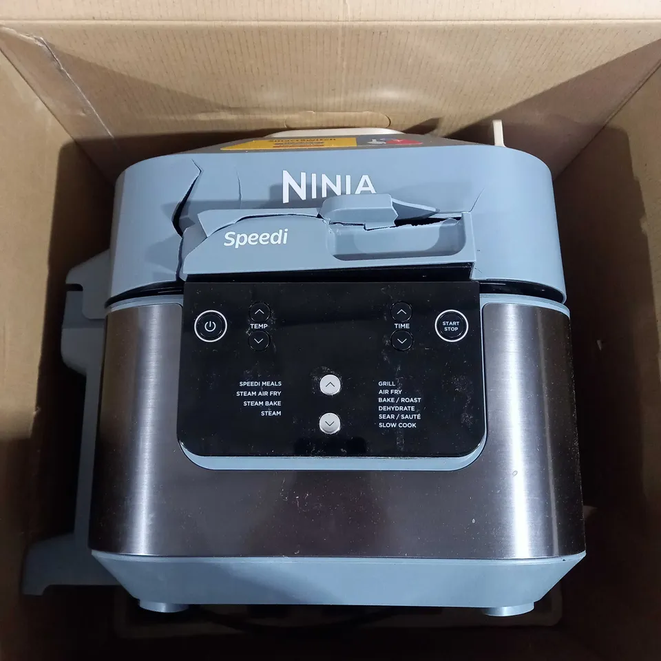BOXED OUTLET NINJA SPEEDI 10 IN 1 5.7L RAPID-COOKER & AIR FRYER
