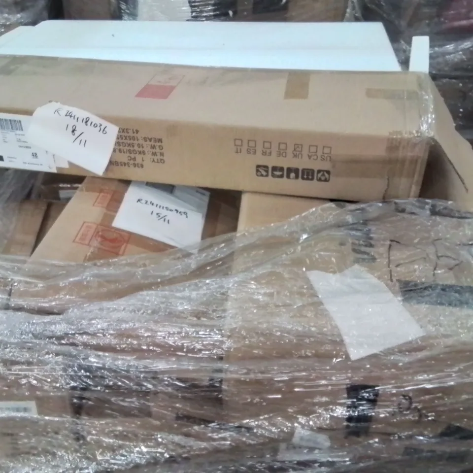 PALLET CONTAINING VARIOUS ASSORTED BOXED ITEMS TO INCLUDE: CATVTREE PLAY HOUSE, STORAGE OTTOMAN, BOXED FURNITURE ECT.