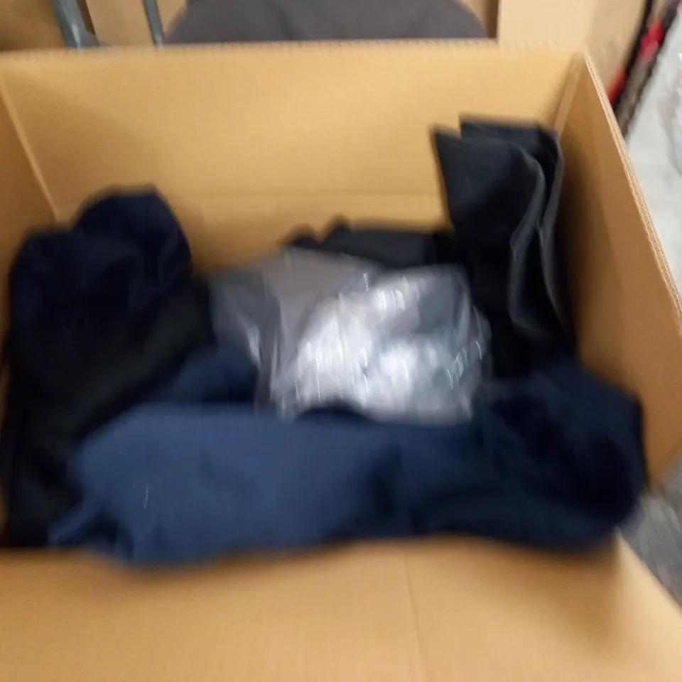 LOT OF ASSORTED KIDS SCHOOL UNIFORM CLOTHING ITEMS TO INCLUDE STEVENSONS AND ACADEMY_X