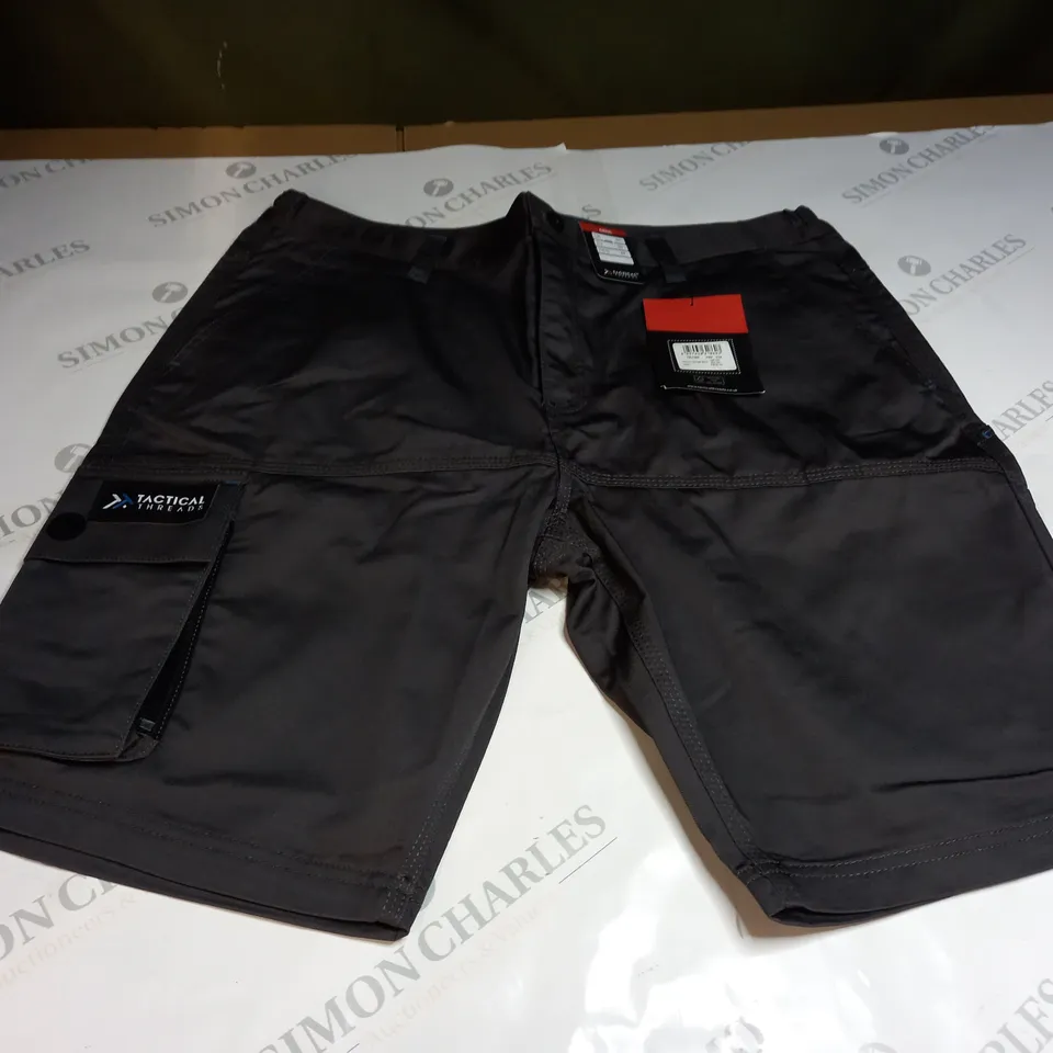 REGATTA MENS HEROIC CARGO SHORTS - UK 34"
