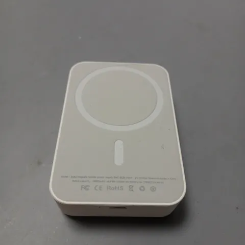 APPLE MAGSAFE BATTERY PACK
