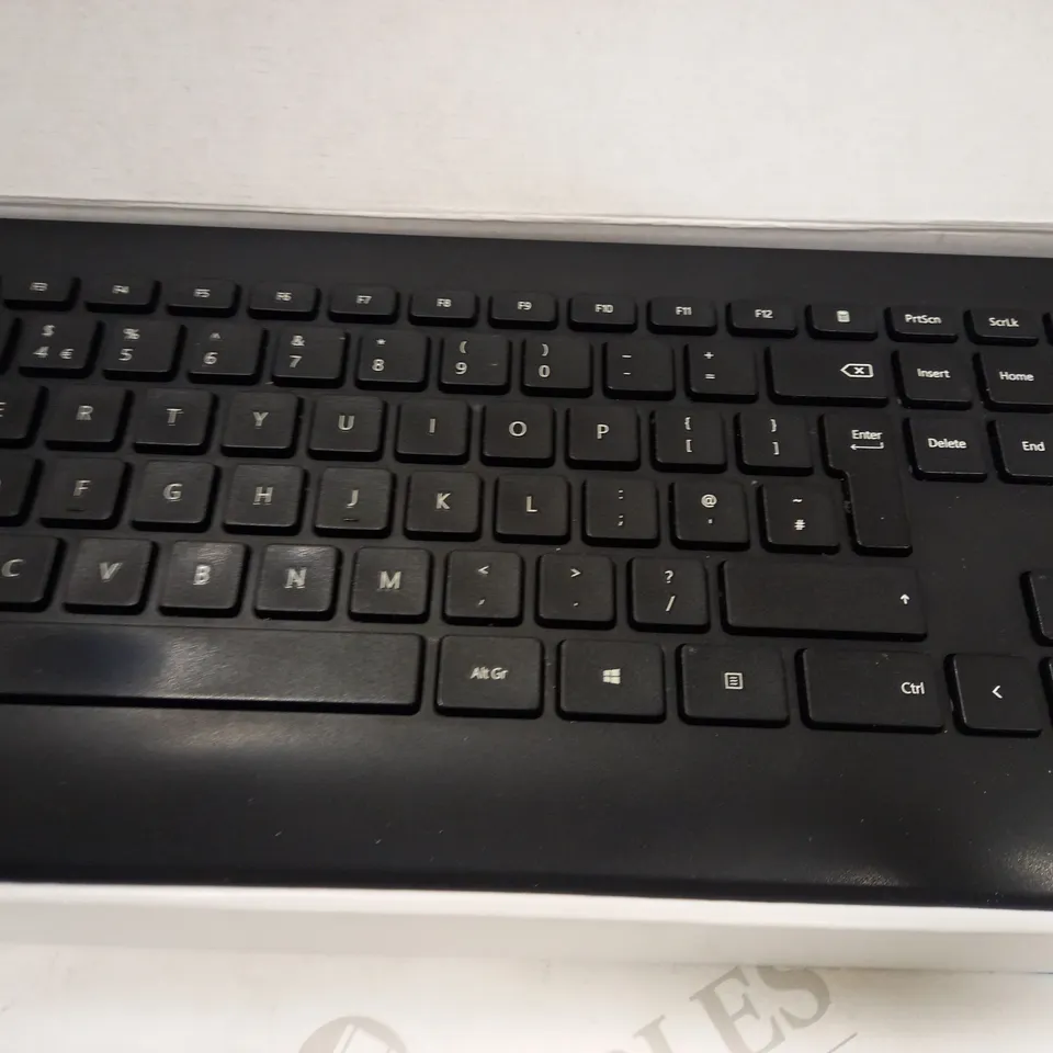 MICROSOFT WIRELESS 900 KEYBOARD 