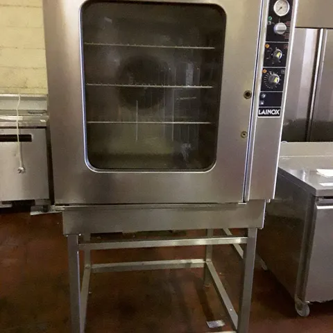 LAINOX COMBI OVEN 