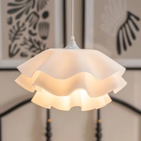 BOXED 114CM H ACRYLIC NOVELTY PENDANT SHADE WHITE