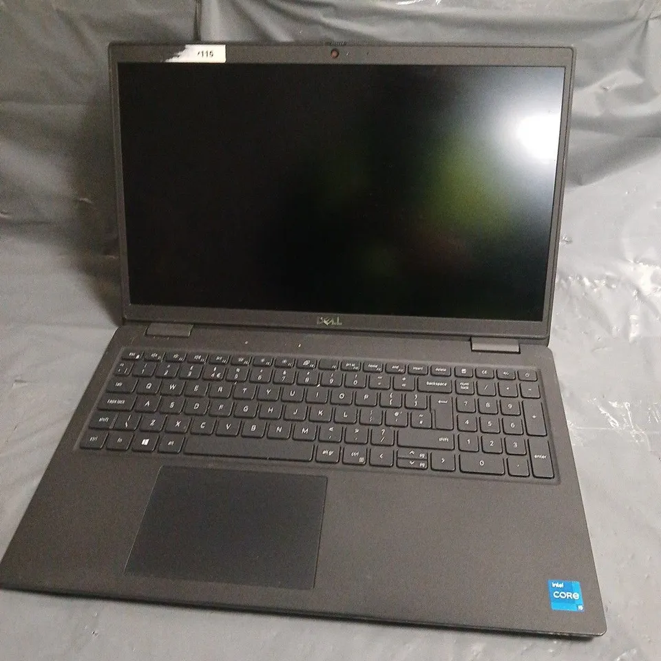 DELL LATITUDE 3520 LAPTOP 