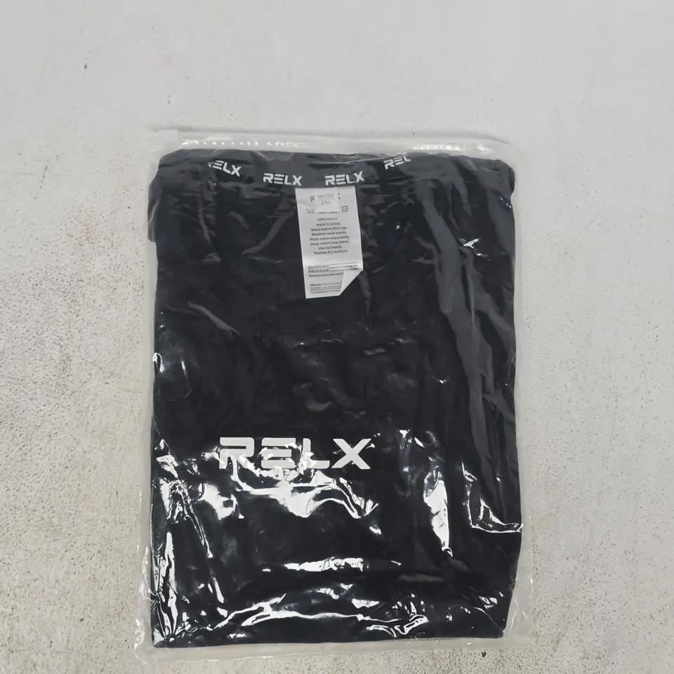 BAGGED RELX T-SHIRT IN BLACK SIZE 2XL