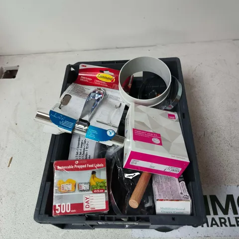 TOTE OF APPROXIMATELY 12 ASSORTED ITEMS TO INCLUDE: MILWARD ROTARY CUTTER