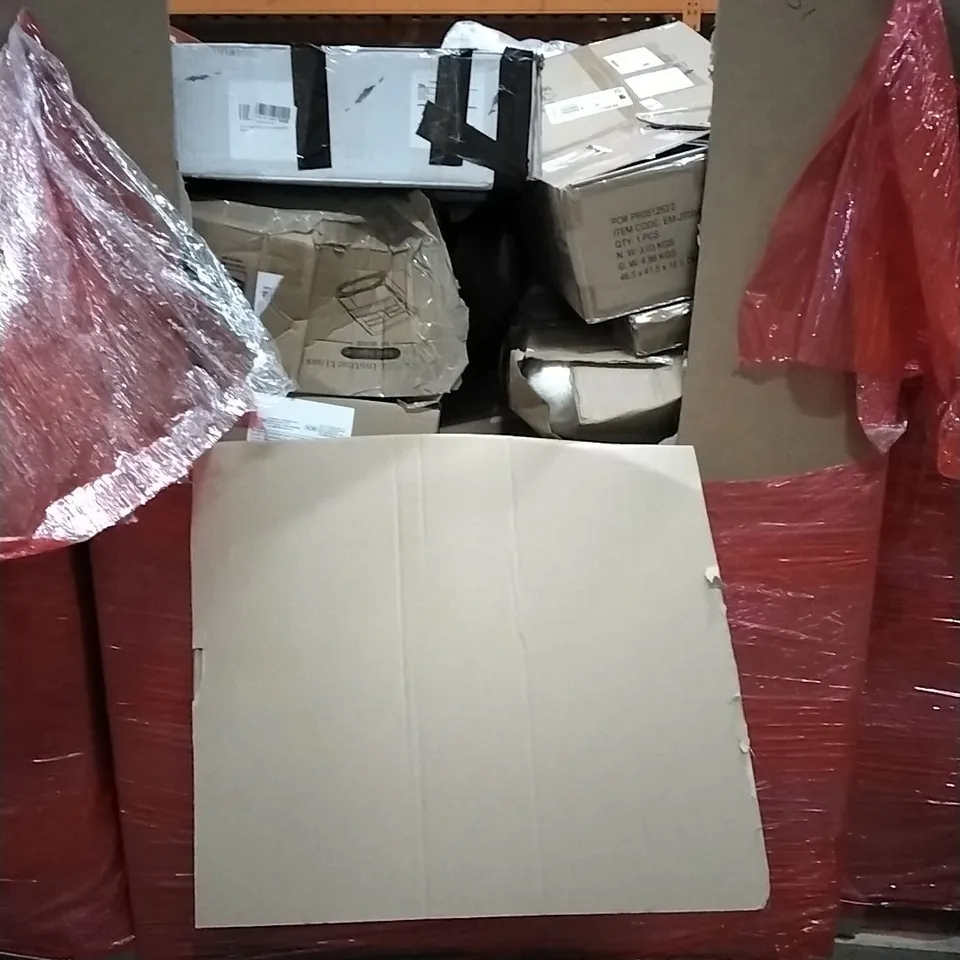 PALLET OF HOUSEHOLD ITEMS TO INCLUDE JAZZ DRUMS, ELECTRIC BLANKET, MUSIC BOXING MACHINE, TOY MOTOR CAR ENGINE AND OTHER ASSORTED ITEMS...