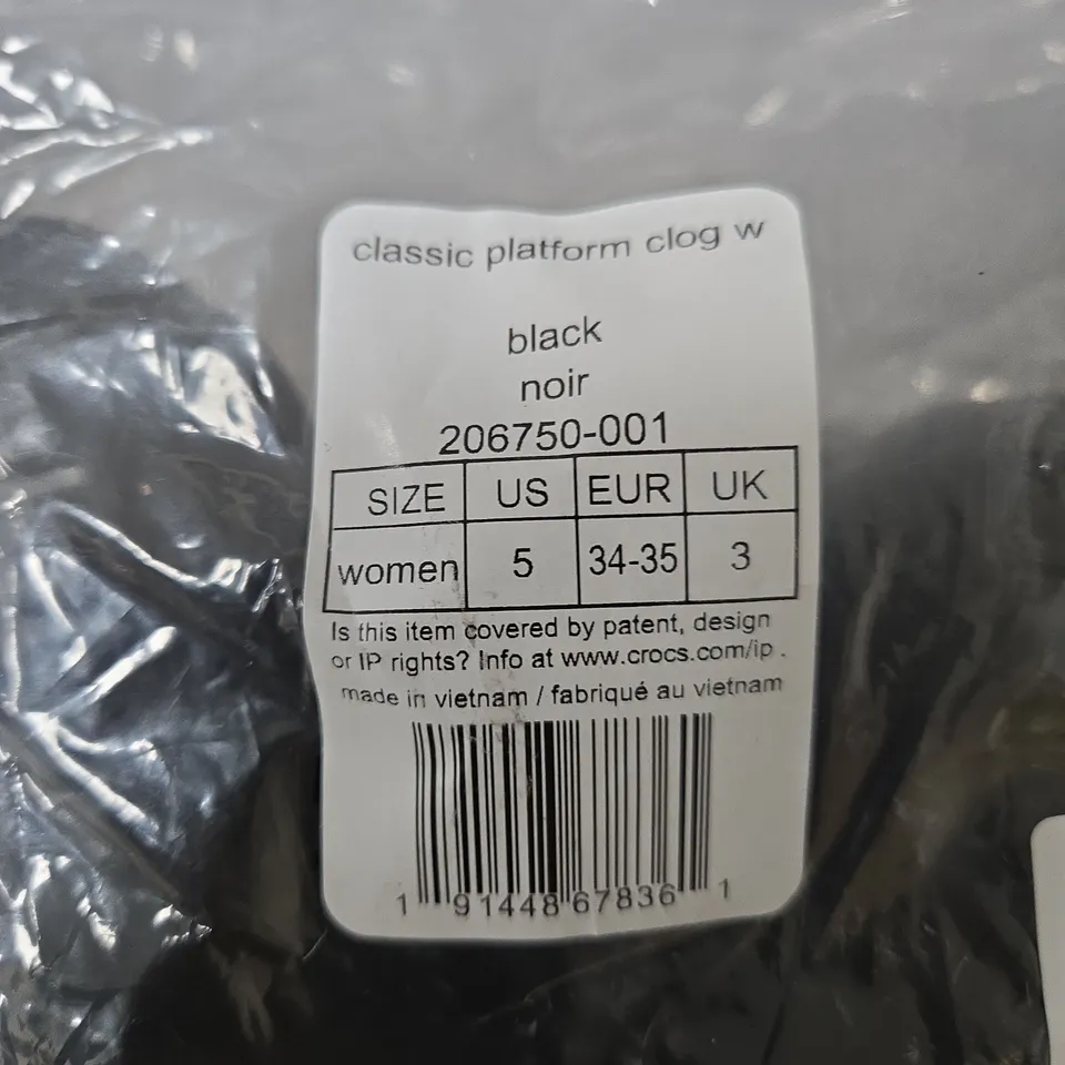 CROCS CLASSIC PLATFORM CLOG – BLACK, WOMEN'S UK 3 (US 5, EU 34-35)