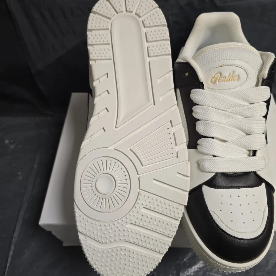 CONZURI SNEAKERS – WHITE/BLACK, UK 10 (EU 45)