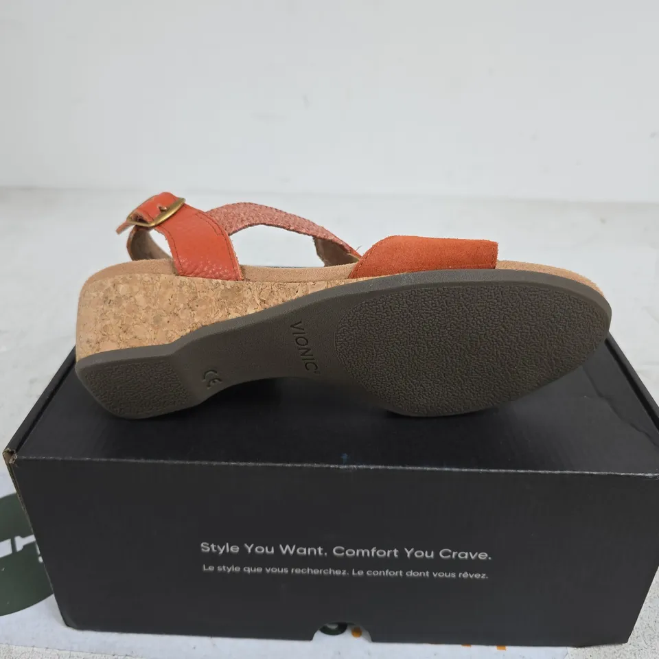 VIONIC WOMEN'S ORANGE CORK WEDGE SANDALS UK 6