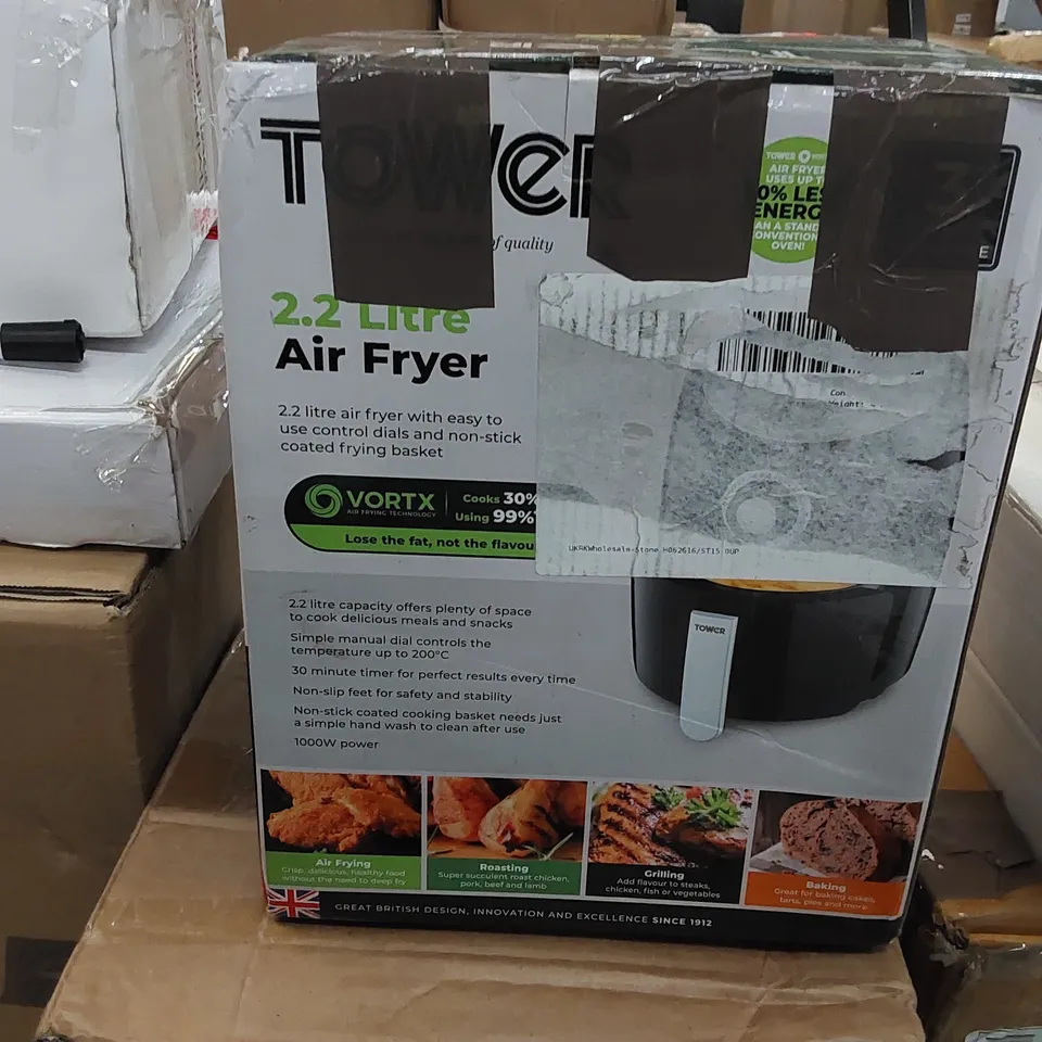 BOXED 2.2L TOWER T17023 AIR FRYER OVEN (1 BOX)