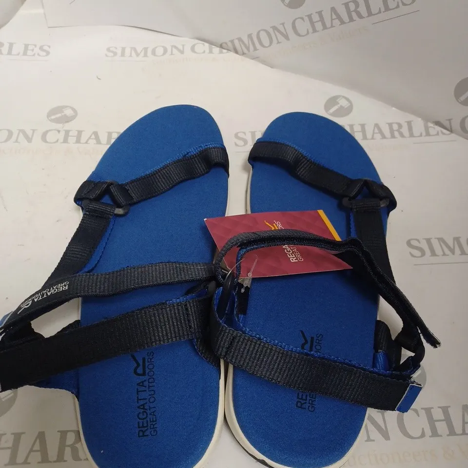 REGATTA LADY SANTA SOL SANDALS SIZE 8