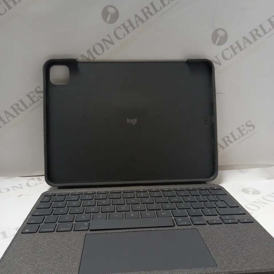 LOGITECH COMBO TOUCH IPAD PRO 11" KEYBOARD CASE