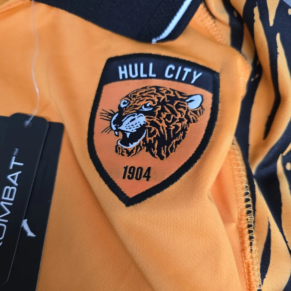HULL CITY AFC FOOTBALL SHIRT – KAPPA, ORANGE WITH TIGER STRIPE SLEEVES, XL (OKAN ON BACK)