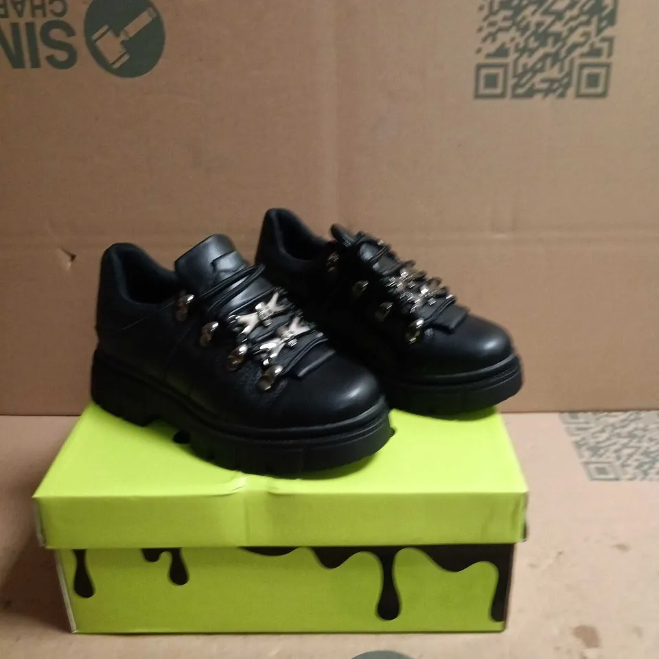KOI KIDZ LIL RIMO CORE TRAINERS BLACK SIZE 11