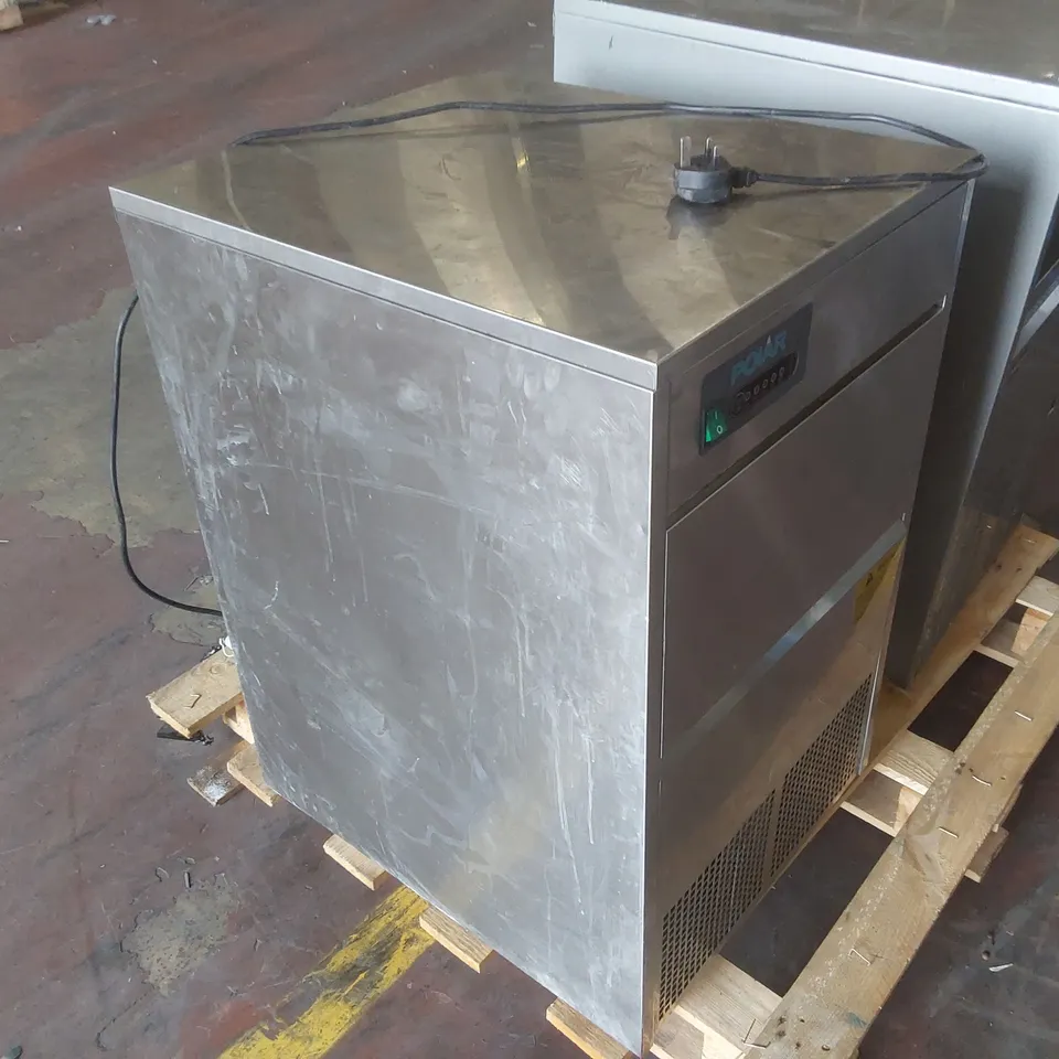 POLAR GL192-03 COMMERCIAL UNDERCOUNTER ICE MACHINE