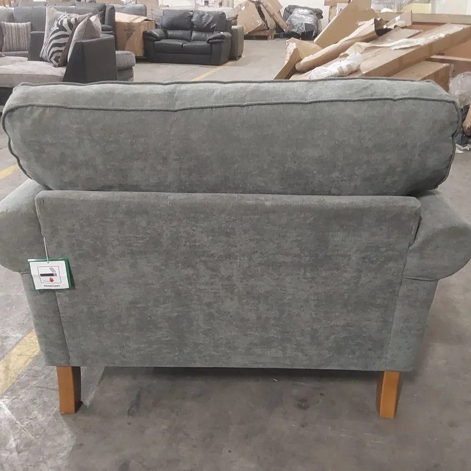 QUALITY DESIGNER FABRIC UPHOLSTERED LOVESEAT