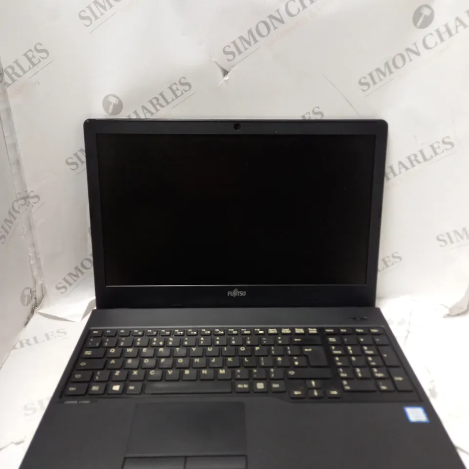 FUJITSU LIFEBOOK A557 IN BLACK