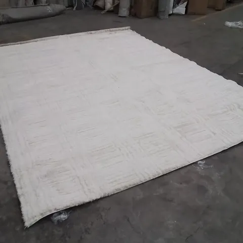 QUALITY DESIGNER AREA RUG - APPROXIMATELY 330X230CM