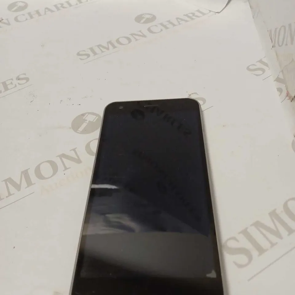 VODAFONE SMART ULTRA 6 SRQ-995N