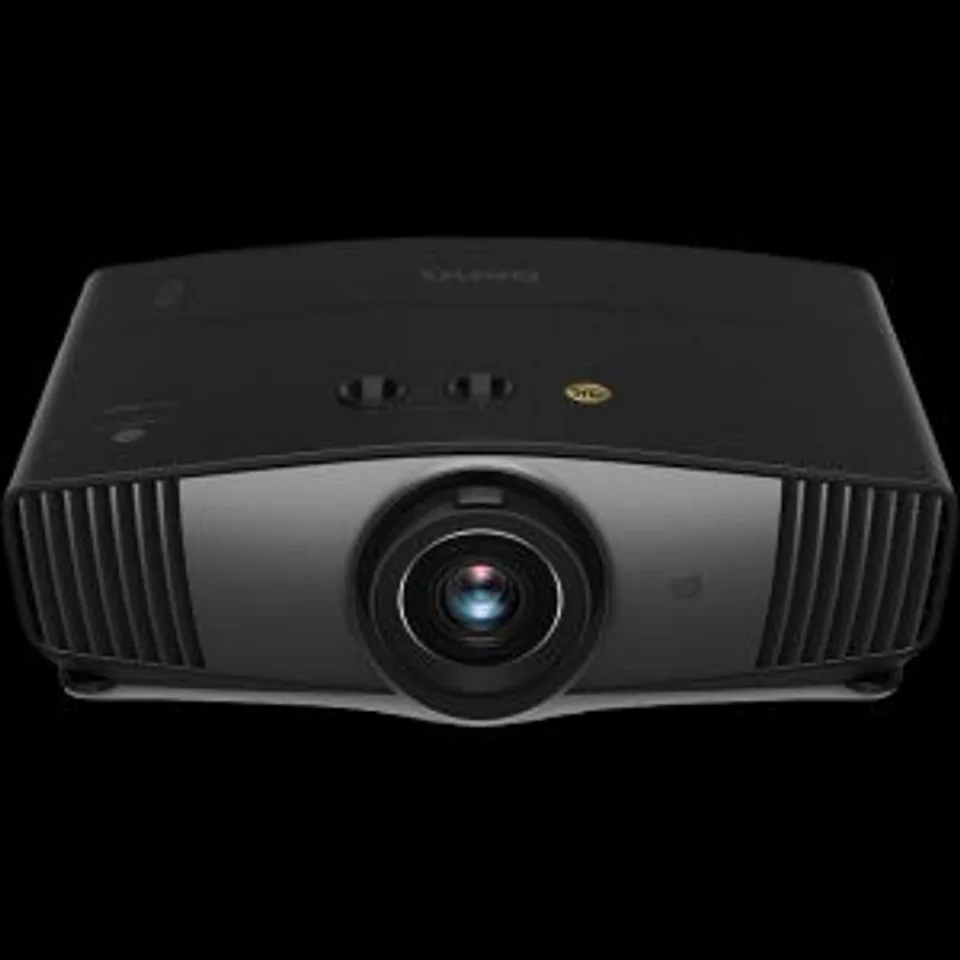 BENQ W5700  DLP 4K UHD HDR PROJECTOR