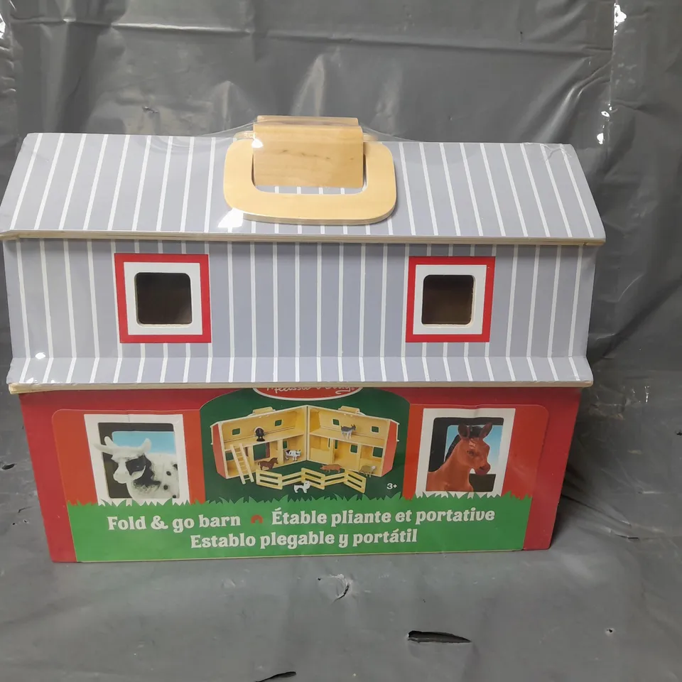 MELISSA & DOUG FOLD & GO BARN