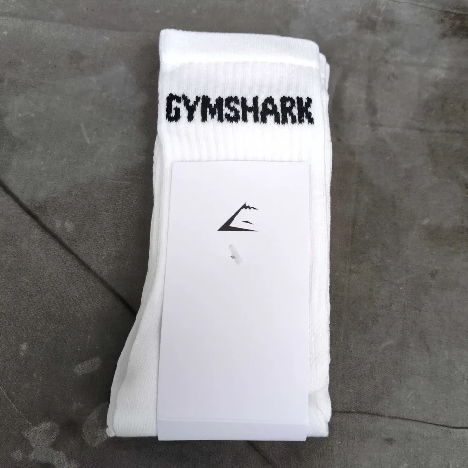 GYMSHARK LITE CREW SOCK 3PK IN WHITE - MEDIUM