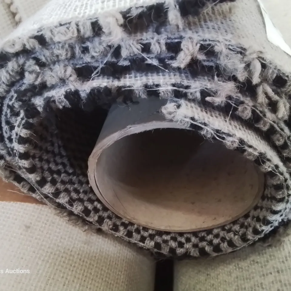 ROLL OF QUALITY LAKELAND HERDWICK SCAFELL CARPET APPROXIMATELY 4M × 2.28M