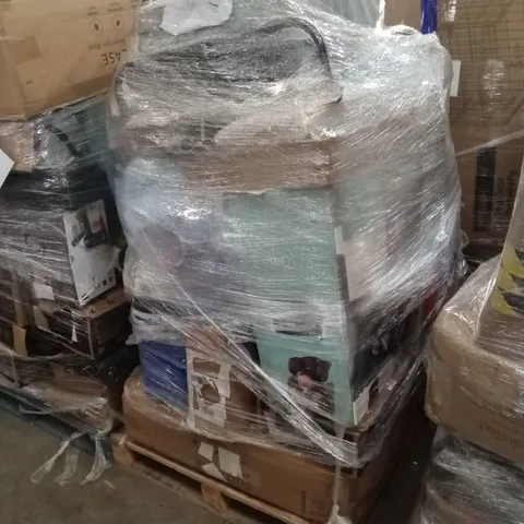 PALLET OF ASSORTED E-COMMERCE GOODS AND PRODUCTS TO INCLUDE; SUITCASE/CABIN BAGS, KIDS CAR SEAT, ICE COOLER BOX, KIDS HELMET, FLOOR FAN ETC