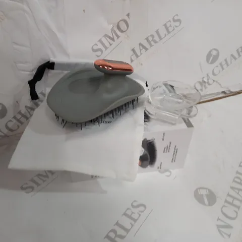 BOXED MANTAPULSE HAIR TREATMENT BRUSH INCLUDES CHARGING CABLE, POUCH AND SHOWER HOLDER
