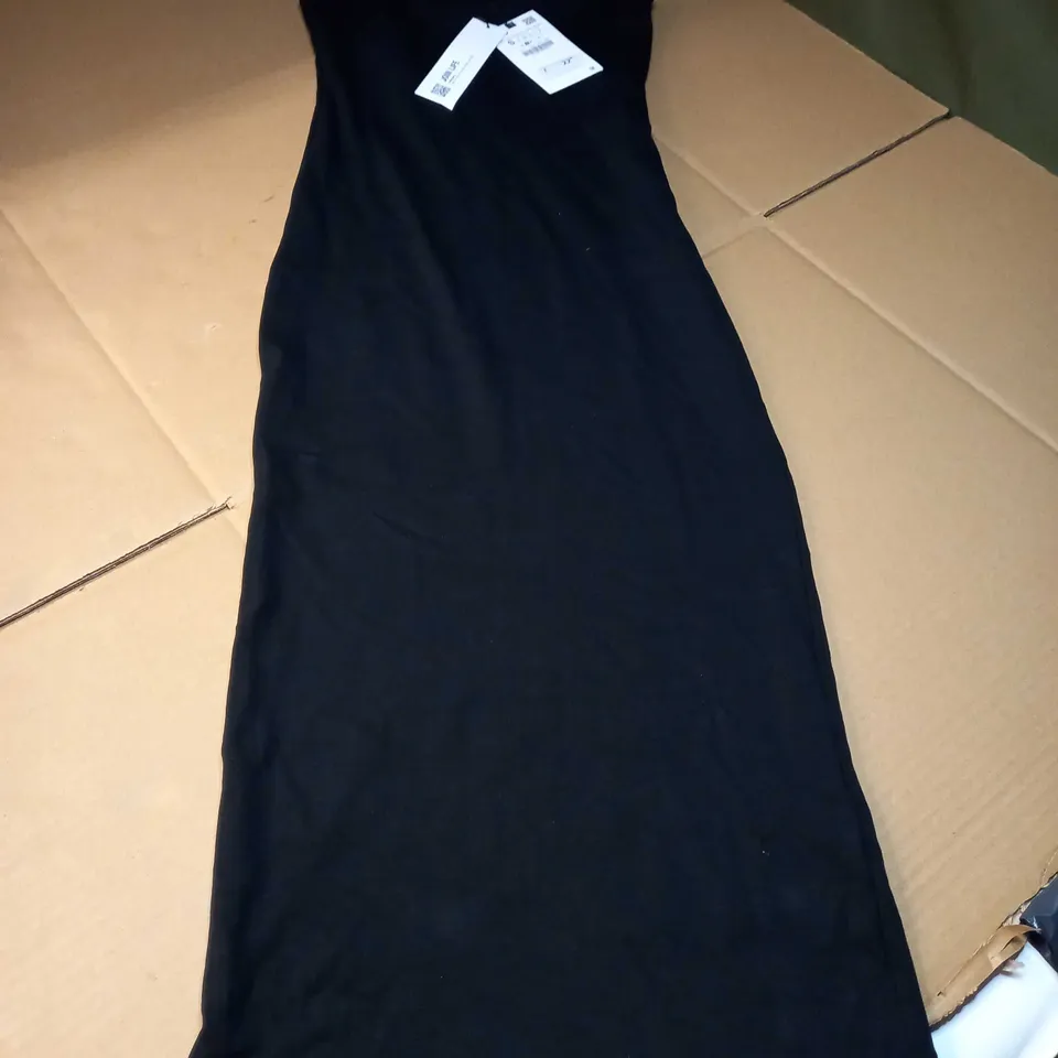 ZARA BLACK FORM FITTING MIDI DRESS - SMALL