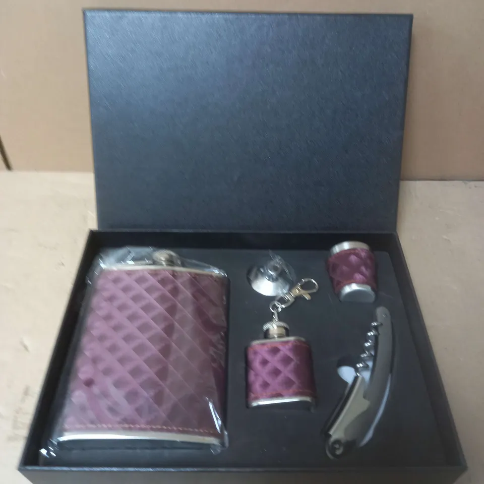 BOXED WHISKEY GIFT SET 