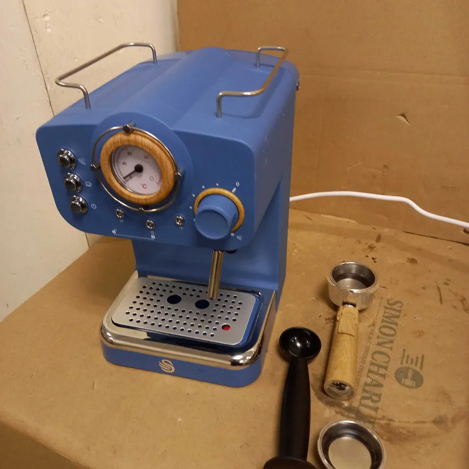 SWAN ESPRESSO COFFEE MAKER - SPRUCE BLUE