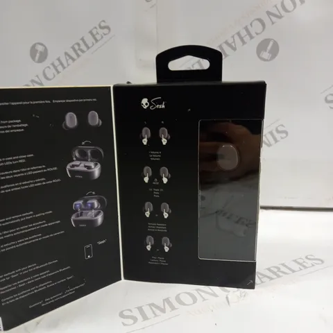 SKULLCANDY TRUE WIRELESS EARBUDS BOXED