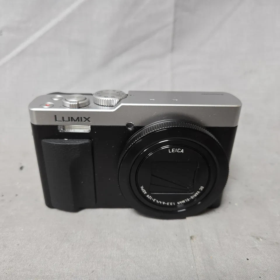 PANASONIC LUMIX DIGITAL CAMERA WITH LEICA LENS