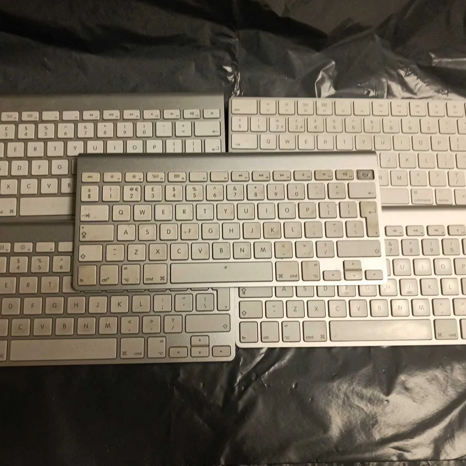 LOT OF 5 UNBOXED APPLE ALUMINIUM WIRELESS KEYBOARDS